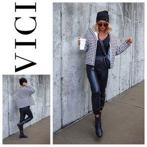 NWT Meet Me At The Rink Houndstooth Pocketed Puff Jacket Sz: L